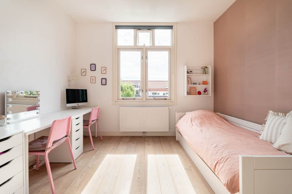 Velserstraat 99 049